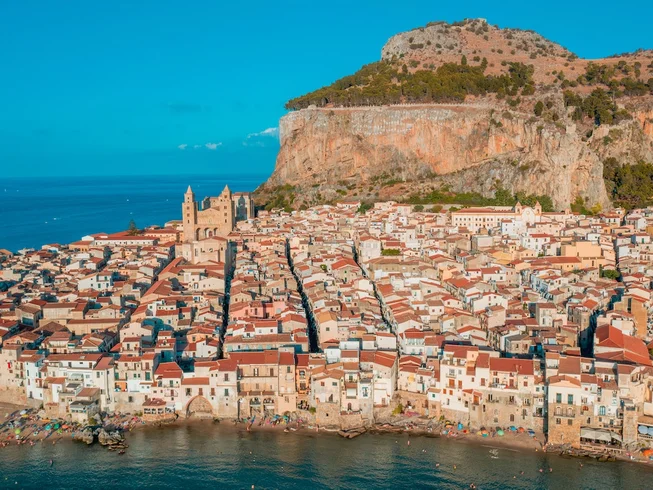 8 Day Women's Yoga and Discovery Retreat in Sicily, Italy with Massage, E-bike Tour, and More
