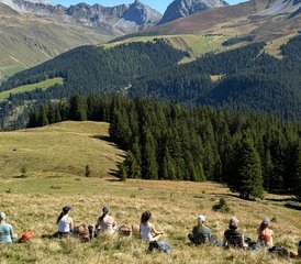 3 Tage Bergluft & Balance: Ein Yoga-Wochenende in den Bergen, Arosa, Schweiz - Photo 2