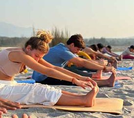 24-Daagse 200-Uur Hatha en Holistische Yoga Therapie Basis Docentenopleiding Cursus in Rishikesh, India - Photo 2