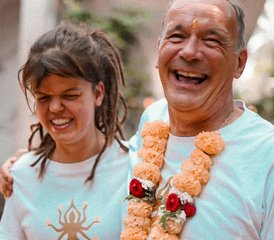 526 Tage 300-Stunden Yogatherapie Yogalehrer Ausbildung in Goa, Indien - Photo 1