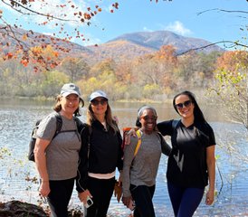 4 jours en retraite de yoga "Blissful Weekend" pour femmes en Caroline du Nord occidentale, États-Unis - Photo 5