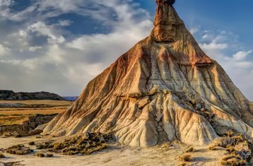 8 días de ruta guiada en moto off-road por Bardenas Raid en Francia y España