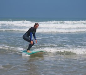 8 Tage Premium-Familienurlaub in Praia Grande, Portugal: Surfen, Yoga und tiefgehende Familienerlebnisse - Photo 3