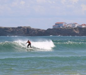 8 jours en stage de surf à Peniche, Portugal avec séjour en bord de mer et école de surf locale - Photo 2