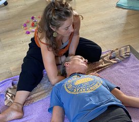 7 Día Curso Intensivo Sobre Masaje Tailandés de los Cinco Elementos e Inmersión en Yoga en San José, Costa Rica - Photo 2