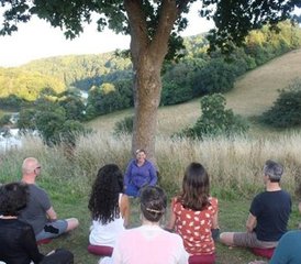 6 jours en stage de yoga et méditation de pleine conscience à Vesseaux, Ardèche, en France - Photo 2