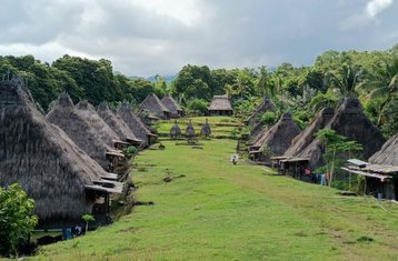 17-Daagse Begeleide Motorrijtour Expeditie van Bali op de Soenda-eilanden naar Flores, Indonesië