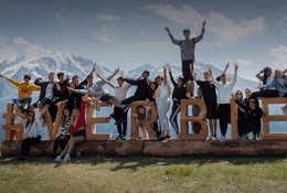 14 Tage Summer Camp Für Kinder und Jugendliche Les Elfes International in Verbier, Schweiz