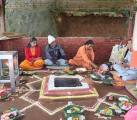 10 mois de sadhana en formation de yoga tantra à Chandragiri, Kathmandu, Nepal - Photo 3