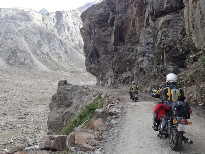 10 Day Lahaul and Spiti Guided Himalayan Motorcycle Tour in India photo 4