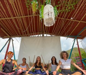 615 jours-200h en formation de professeur en hatha traditionnel et yin yoga à Manizales, Colombie - Photo 1