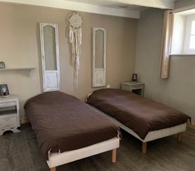 3 jours en stage de yoga thérapeutique « Le Souffle » en Dordogne, France - Photo 3