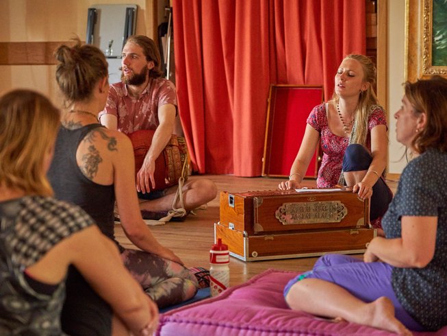 5 Day Kirtan Sacred Sound with Vishvambara Yoga Retreat in Durbuy ...