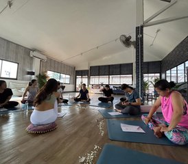 02 Tage Wochenende Yoga Retreat Für Die Eigene Reise In Pathumthani, Thailand - Photo 1