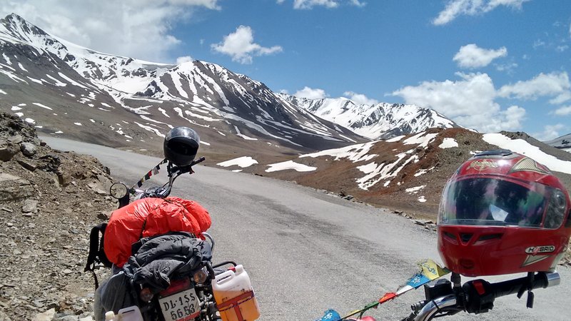 11 Day Manali-Leh-Srinagar Expedition Guided Motorcycle Tour in India with Delhi's Overnight Journey
