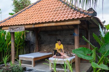 15-Daagse Uitdagende Surf- en Verblijfsvakantie Voor Beginners En Halfgevorderden In Medewi, Bali, Indonesië