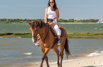 2 Day Private Lisbon Horseback Ride and Tapas Holiday in Portugal