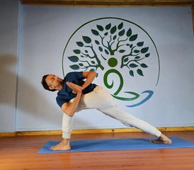 721-Daagse Transformatieve Traditionele Yoga Docentenopleiding bij Bodhidham in Pokhara, Nepal - Photo 1