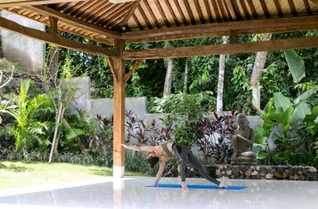 15 Day Family Surf and Yoga Holiday in Canggu, Bali, Indonesia