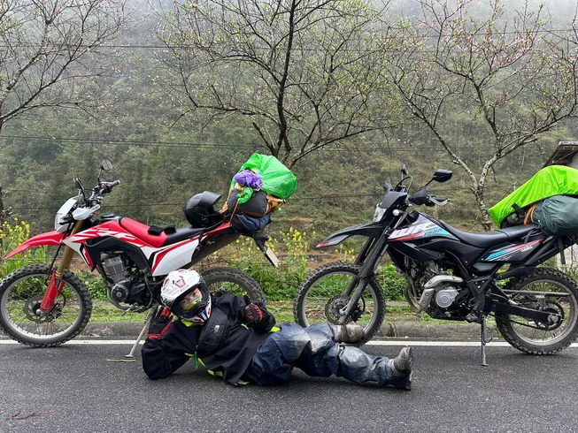 14 Day Amazing Motorbike Tour To from Northwest to Northeast of Vietnam photo 2