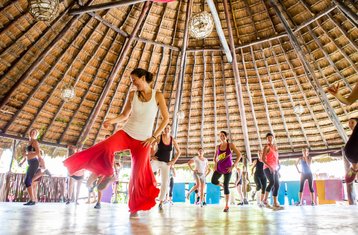 6 días de retiro de bienestar femenino auténtico en Tulum, México