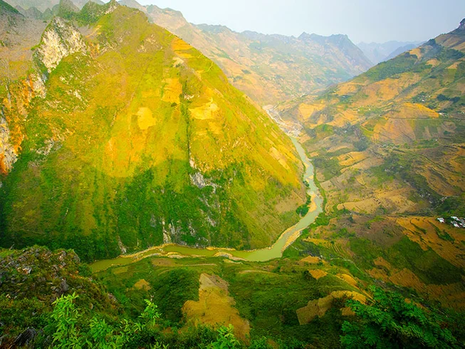 7 Day Vietnam’s Great Motorbike Trails Motorcycle Tour photo 3