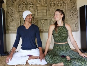 7 jours en stage de yoga vinyasa, Kundalini et méditation dans les Cévennes