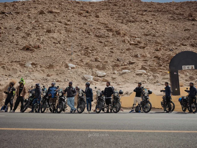 6 Day Leh to Leh Guided Motorcycle Tour in India photo 5