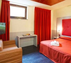 4 Day All Year Round Wing Foil Camp in Malcesine, Lake Garda, in Italy - Photo 4