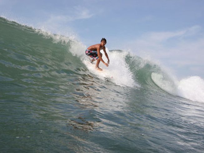 8 Days Affordable El Salvador Surf Camp and Surfari - BookSurfCamps.com