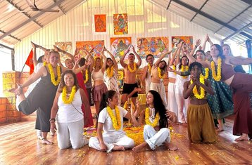 28 Day 200-Hour Yoga Teacher Training & 7 Revitalizing Ayurvedic Massages in Blissful Kerala, India