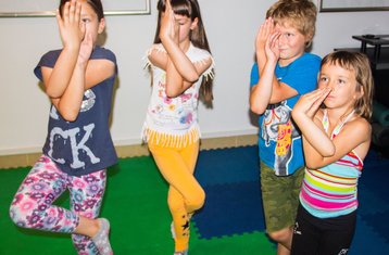 6 Daagse Familie Yoga Retreat bij het European House of Yoga Light in Bezděkov, Tsjechië