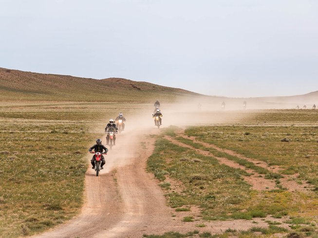 gobi desert motorcycle tour