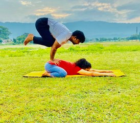 65 Tage Persönliches Asana Yoga-Retreat, 5 Minuten zu Fuß zum Heiligen Ganges in Rishikesh, Indien - Photo 1