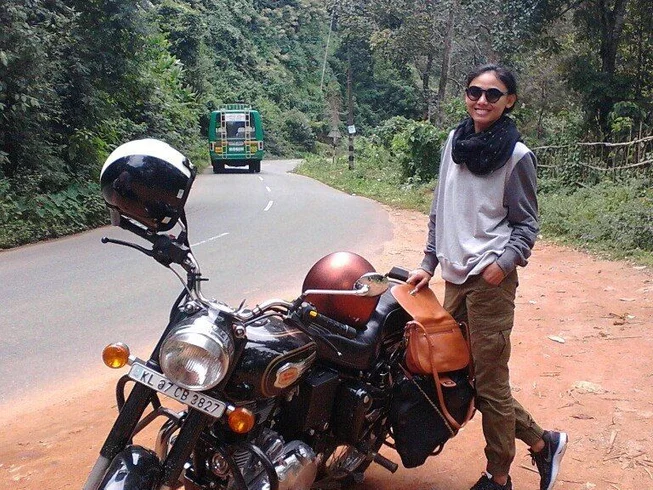 7 Day Amazing Guided Motorcycle Tour in Kerala and Tamil Nadu photo 2