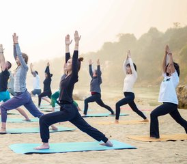 12 días de formación de profesor de yoga ayurvédico de 100 horas en Rishikesh, India - Photo 3