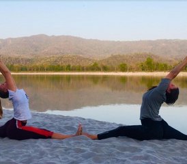 Zelfstudie of Blended met Live Online Cursus 200-Uur TTC: Hatha, Ashtanga Vinyasa en Yin - Photo 4