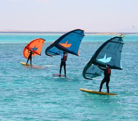 8 jours en stage de wingfoil débutant / intermédiaire sur le M/V Kite Adventure à Safaga, Égypte - Photo 3