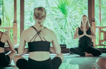26 jours en formation de professeur de yoga multistyle 300h à Bali, Indonésie
