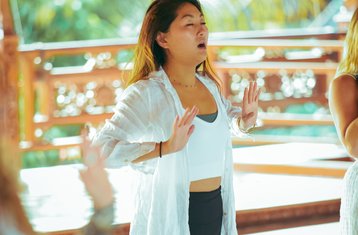 20 jours-200h en formation de professeur de yoga hatha, ashtanga, vinyasa et sound healing à Bali, Indonésie