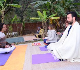 107 jours en stage de sadhana de hatha yoga à Rishikesh, Inde - Photo 1