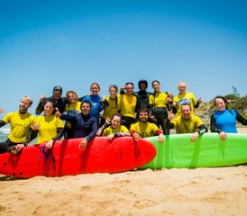 4 días de campamento de surf para principiantes y evolución de principiantes en Ericeira, Lisboa, Portugal - Photo 4