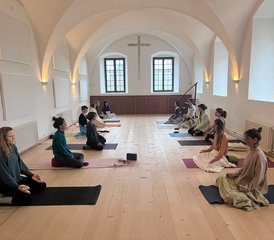 3 jours en retraite silencieuse de yoga et méditation à la Part-Dieu, Gruyères, Suisse - Photo 2
