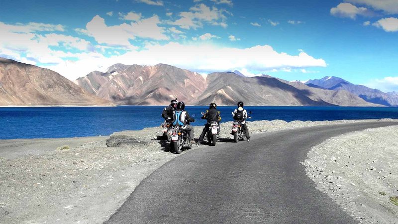 14 Days Dragon Adventure Motorbike Tour in Bhutan