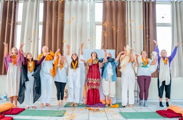 15 jours-200h en formation de professeur de yoga multi-style Hatha, Ashtanga Vinyasa à Rishikesh, Inde