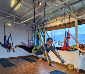 7 jours en stage de formation de professeur de yoga aérien 50h à Rishikesh, Inde - Photo 3