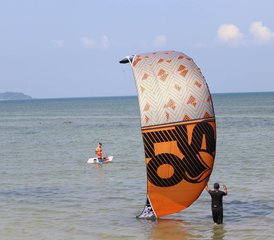 013 días convierte tu sueño en realidad: viaje safari de kitesurf para todos los niveles en Kaafu, Maldivas - Photo 1