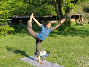 7 Day Advanced Asana Yoga Retreat in Champagne-Ardenne, France
