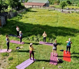 8 Tage Meditatives Wandern, Yoga, Achtsamkeit und Kultur: Tour in der Region Swanetien, Georgien - Photo 4