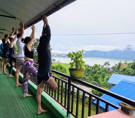12-Daagse Transformationele Hatha Yoga Retreat met Reiniging aan het Pokhara Phewa Lakeside, Nepal - Photo 2